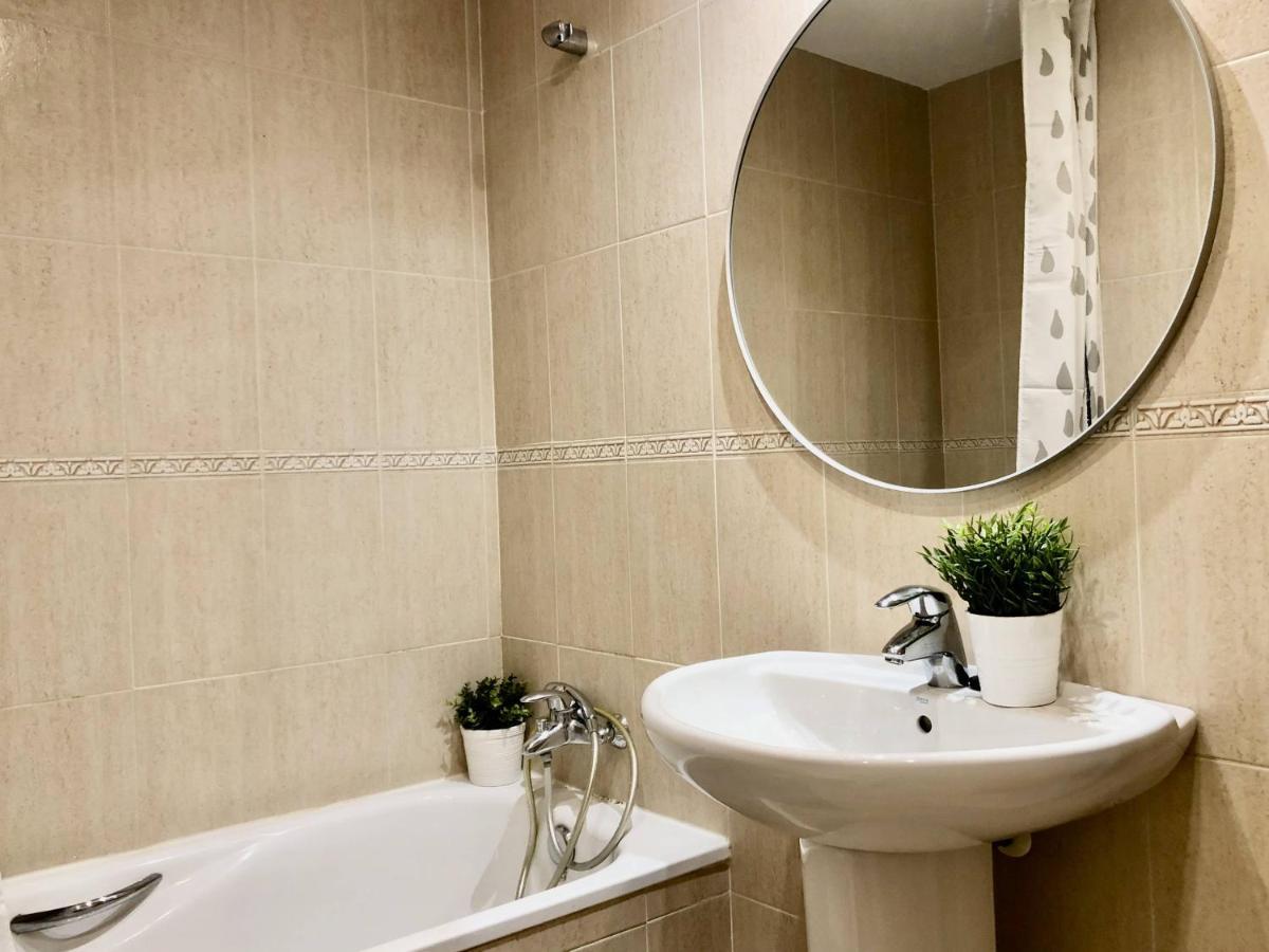 Exclusive Beachside 3 Bedroom Apartment With Pool In Алтеа Екстериор снимка
