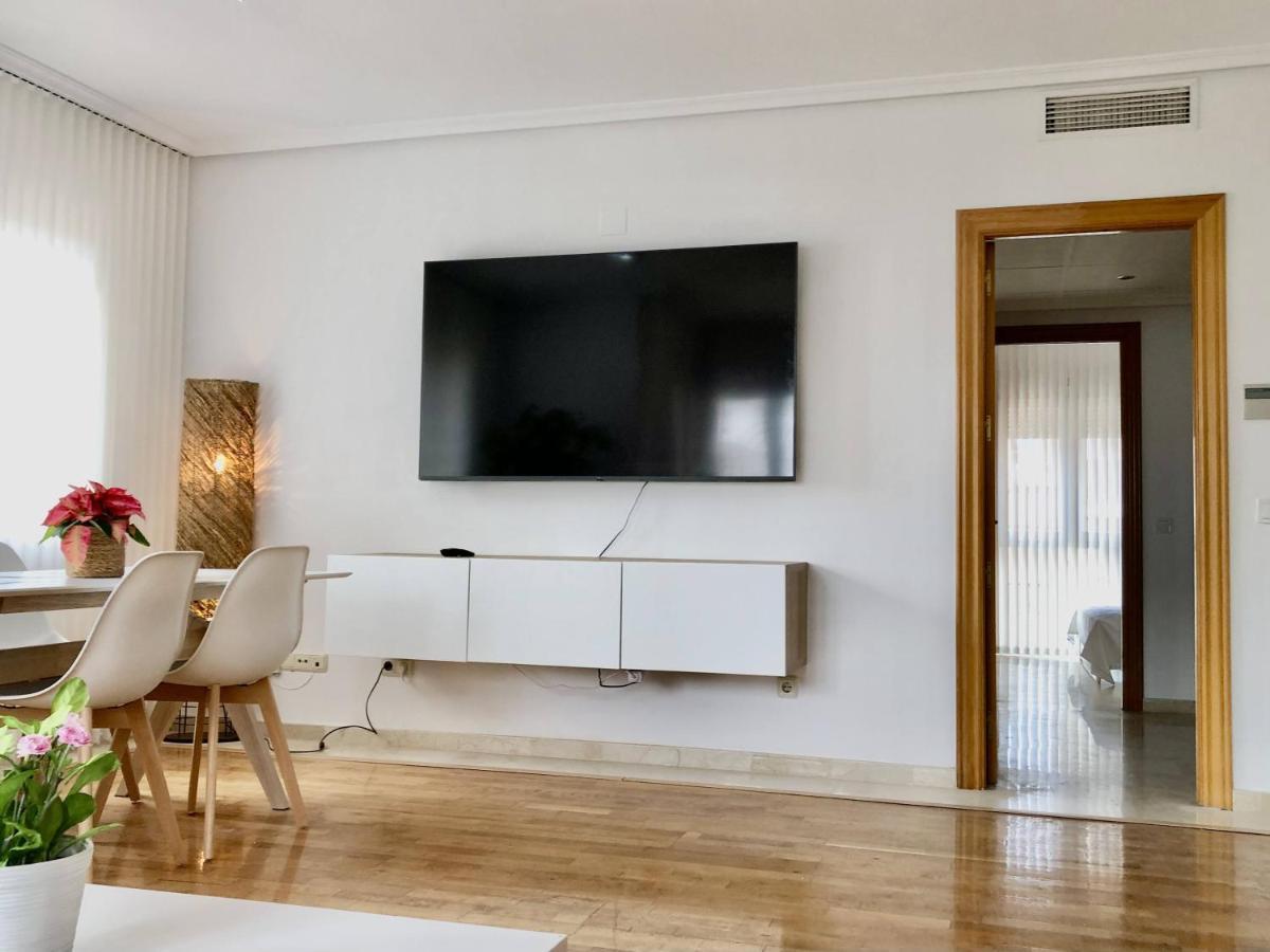 Exclusive Beachside 3 Bedroom Apartment With Pool In Алтеа Екстериор снимка