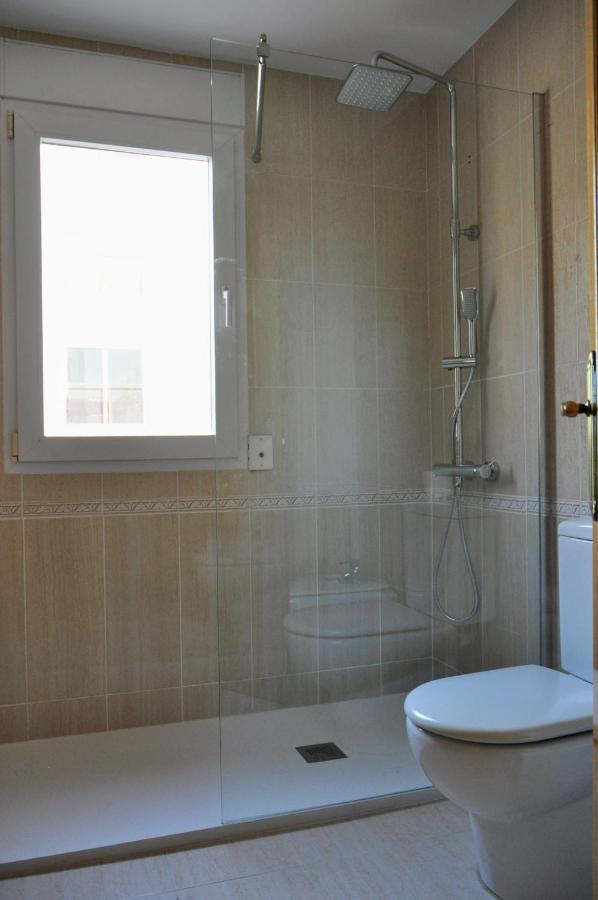 Exclusive Beachside 3 Bedroom Apartment With Pool In Алтеа Екстериор снимка