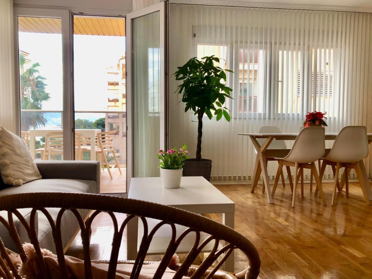 Exclusive Beachside 3 Bedroom Apartment With Pool In Алтеа Екстериор снимка